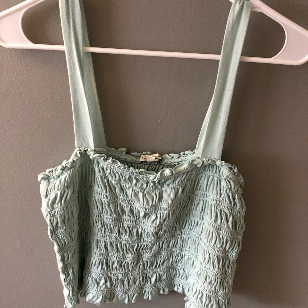American Eagle crop top